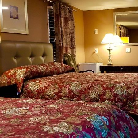 Sea Haven Resort Motel Southampton Bagian luar foto
