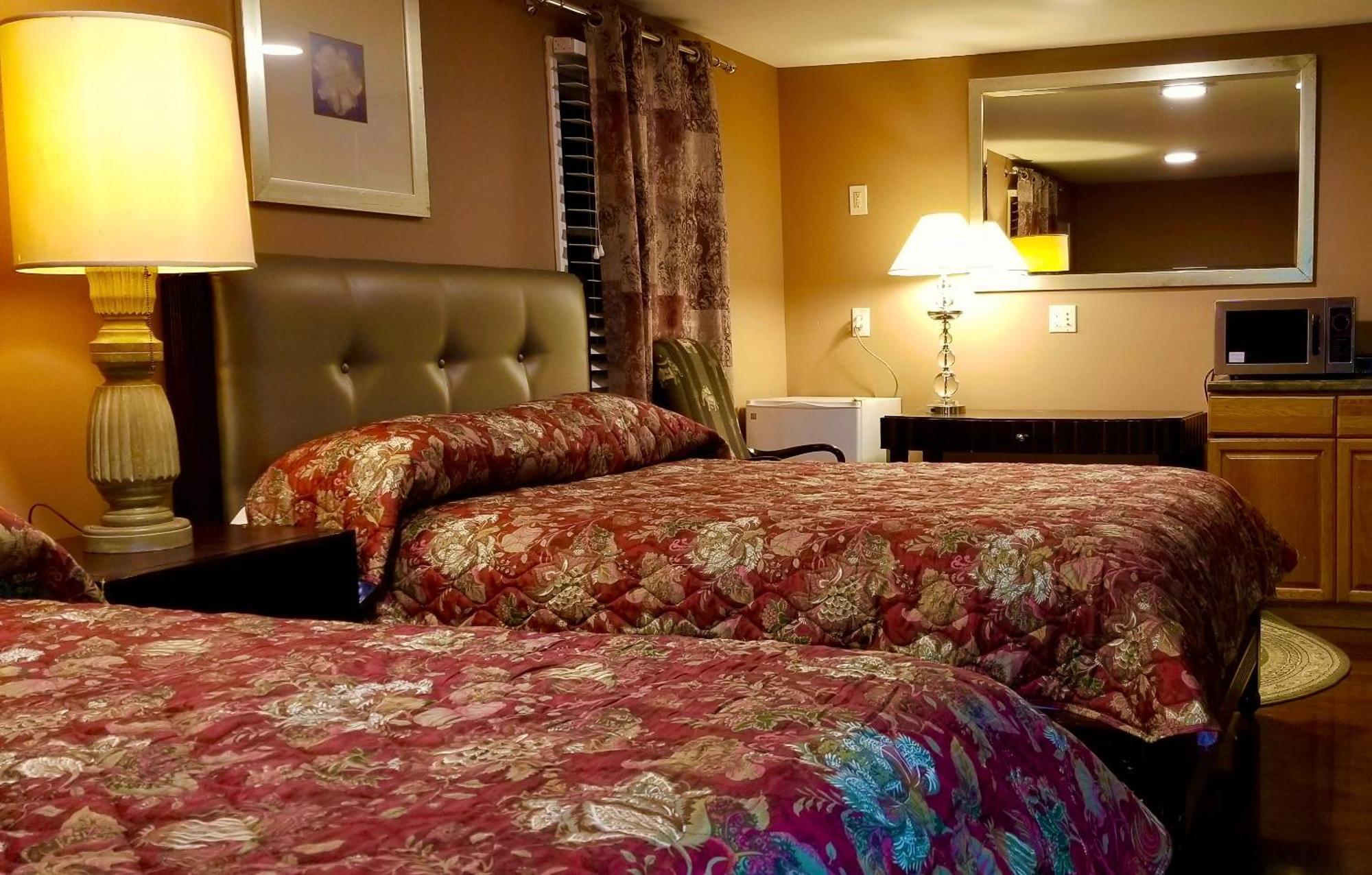 Sea Haven Resort Motel Southampton Bagian luar foto